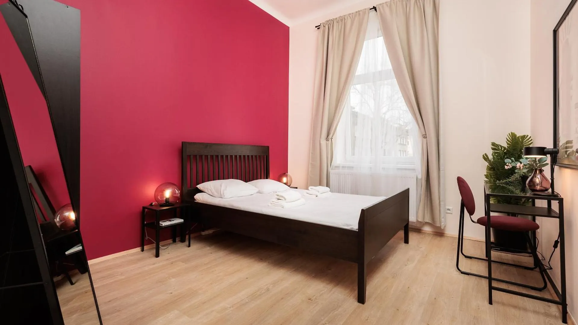 Stylowy Apartament - 6 Sypialni - Krakow, Stare Miasto - By Upstairs 0*, Krakow